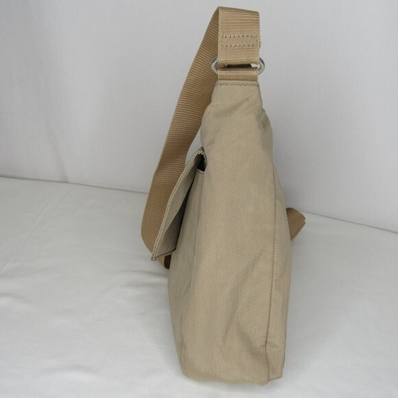 Baggallini Beige Pocket Town Crossbody Organizer Travel Bag - Picture 2 of 9